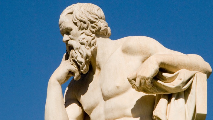 Image of a socrates statue
